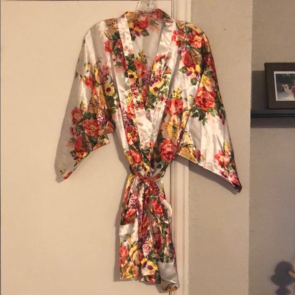 Other - Satin White Wedding Floral Robe